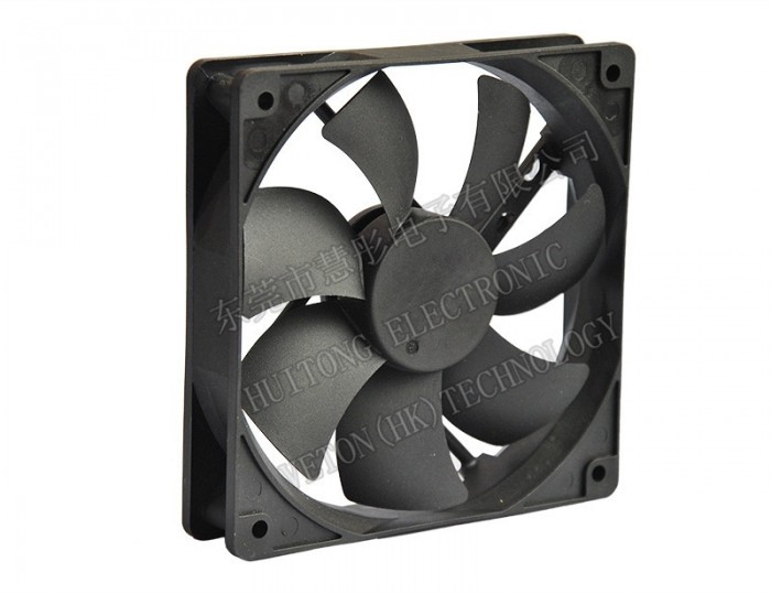 直流风扇HTD12025A（120*120*25mm)