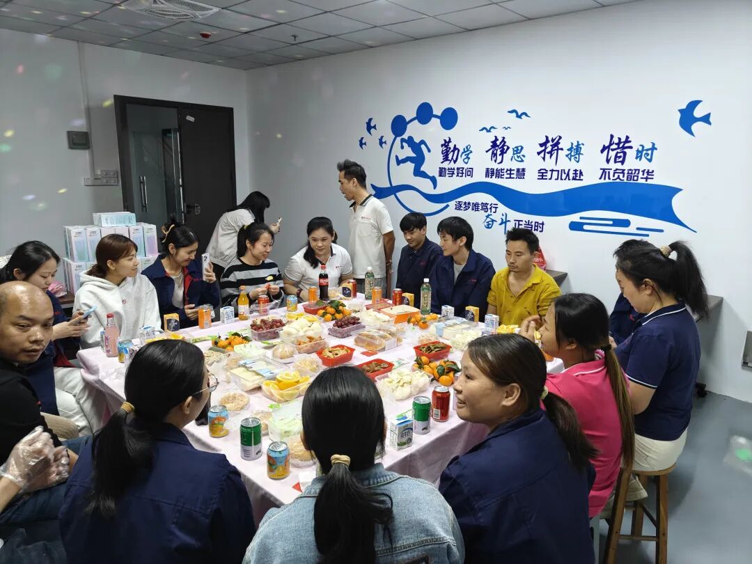 9c9d56b466b3bf1d58194b3aec6e.jpg 9c9d56b466b3bf1d58194b3aec6e.jpg