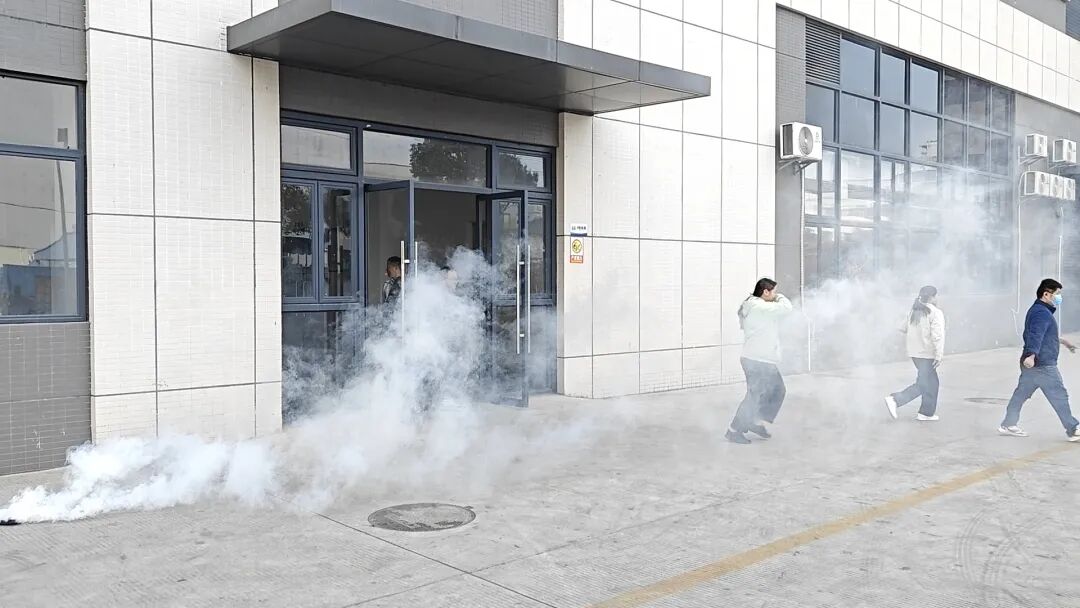 e0dcd40811c86a99c14bb65e41ca.jpg e0dcd40811c86a99c14bb65e41ca.jpg